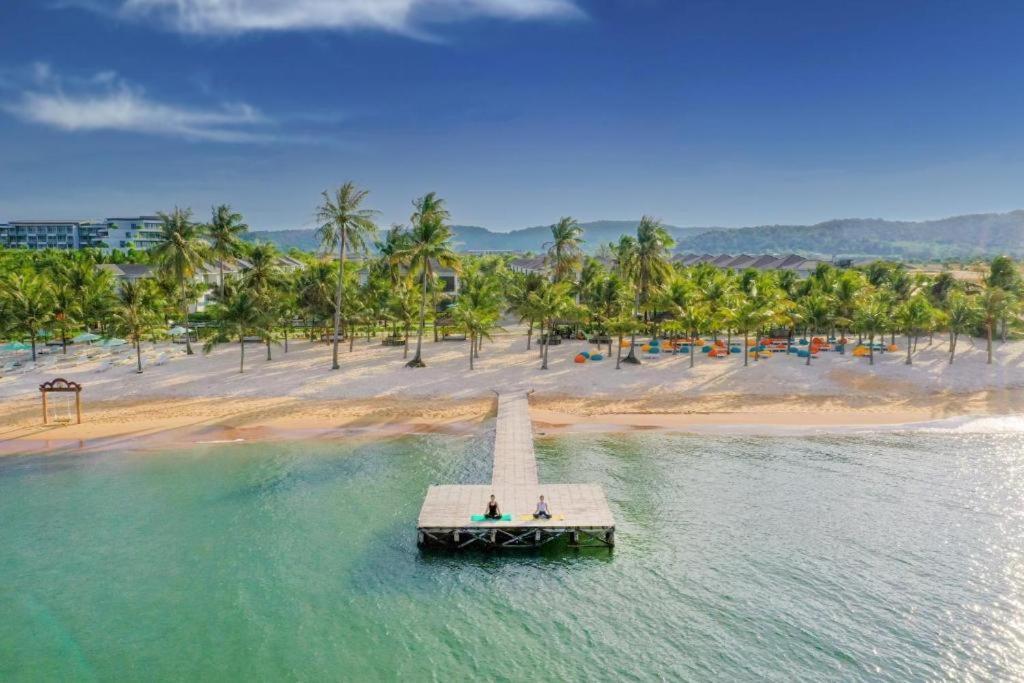 Marina Resort Waterfront Minh Phu Quoc Beach Swimming Pool Exterior photo